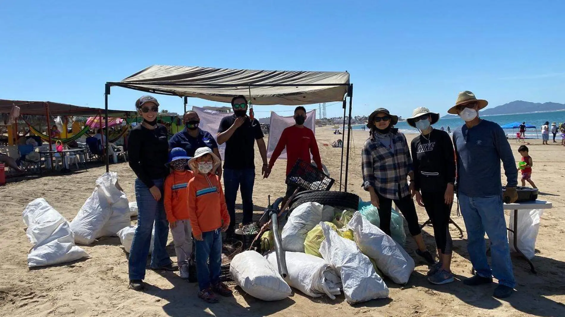 Recolección-plásticos-basura-playa-kino (6)